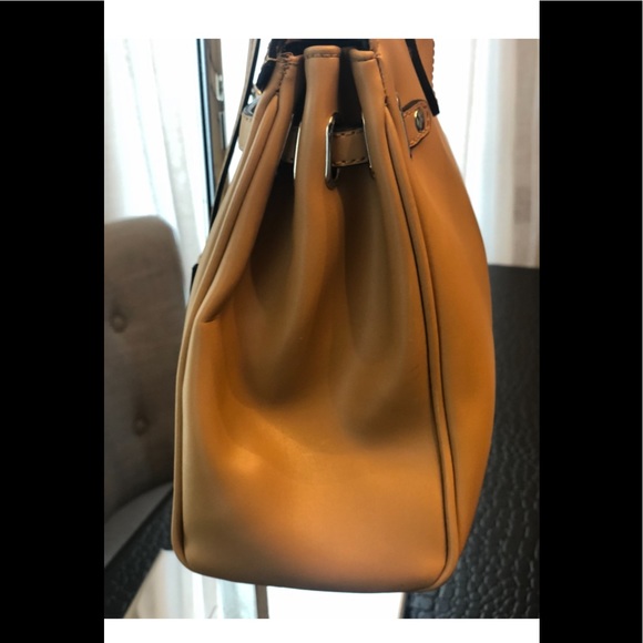 Large Handbag Designer Inspired Lock & Key - Picture 2 of 11